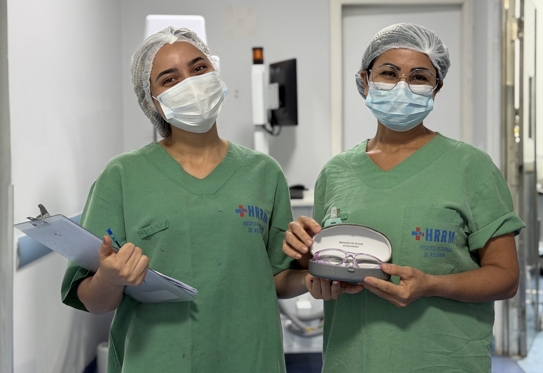 Da Expo Proteção ao bloco cirúrgico: HRRM inova com óculos de proteção personalizados para suas instrumentadoras
